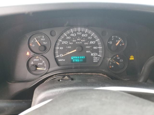 2004 Chevrolet Express G2500