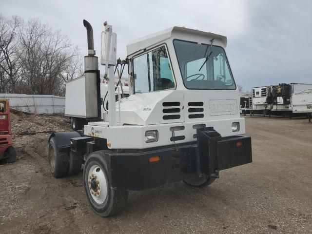 2001 Capacity TJ5000