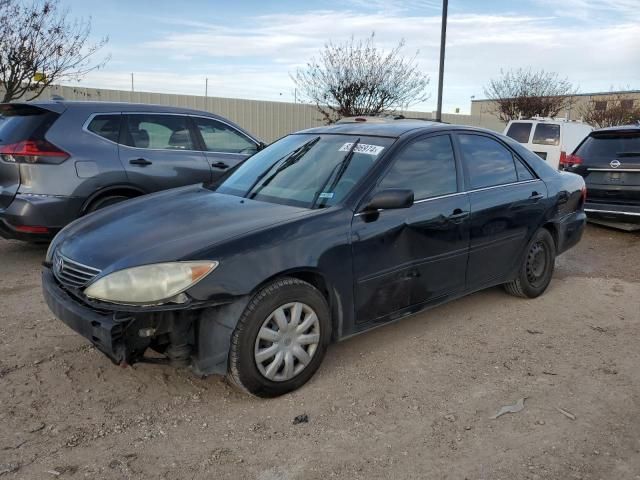 2005 Toyota Camry LE