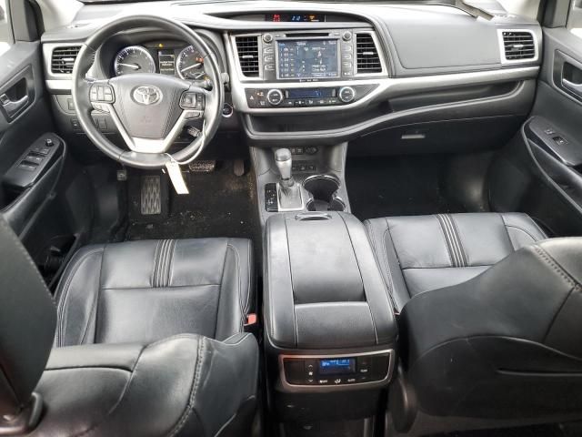 2018 Toyota Highlander SE