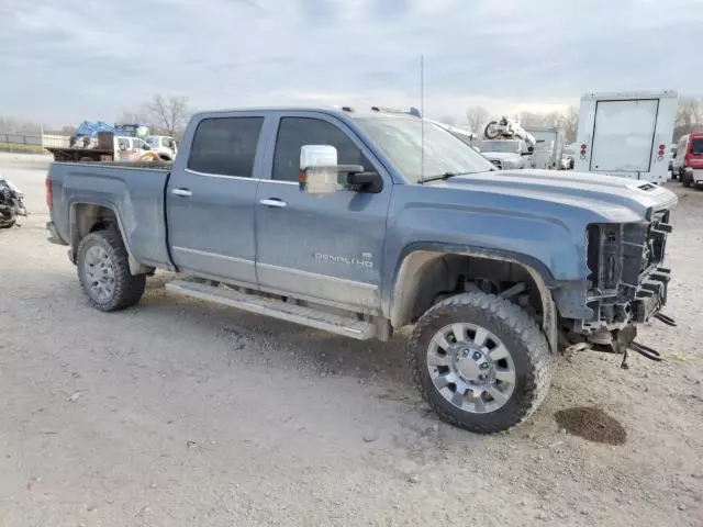 2016 GMC Sierra K2500 Denali