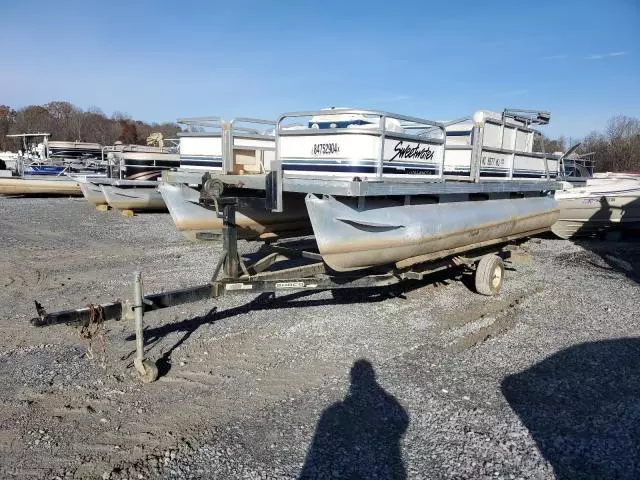 2000 Godfrey Pontoon