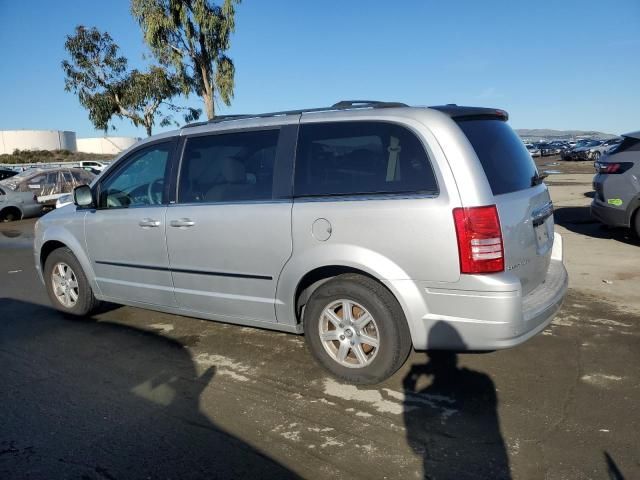 2010 Chrysler Town & Country Touring