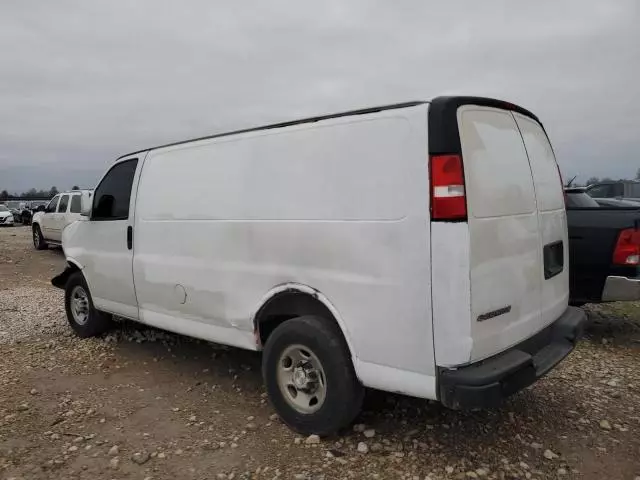 2020 Chevrolet Express G2500