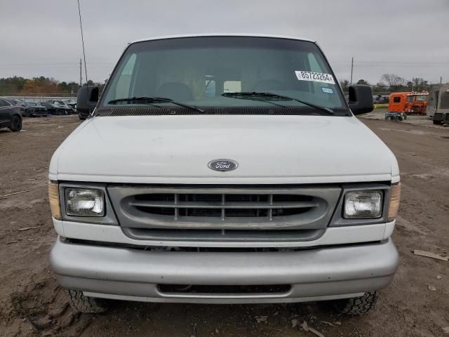 2000 Ford Econoline E150 Van