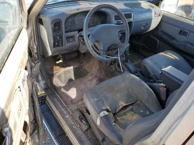 1994 Nissan Pathfinder LE