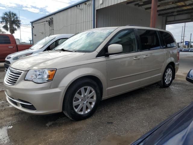 2015 Chrysler Town & Country LX