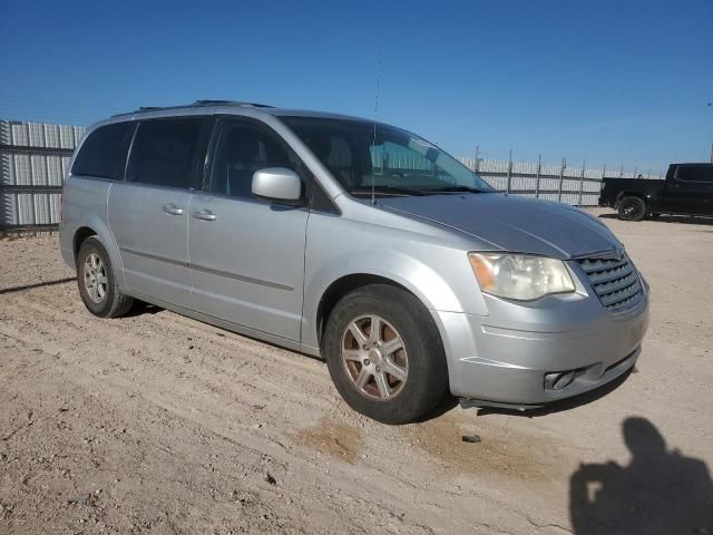 2010 Chrysler Town & Country Touring