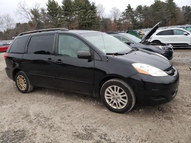 2008 Toyota Sienna LE