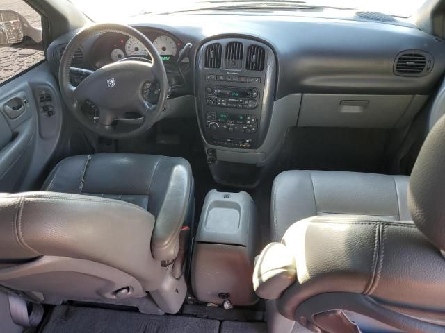 2005 Dodge Grand Caravan SXT