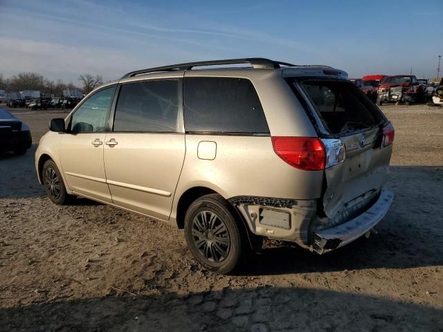 2009 Toyota Sienna CE