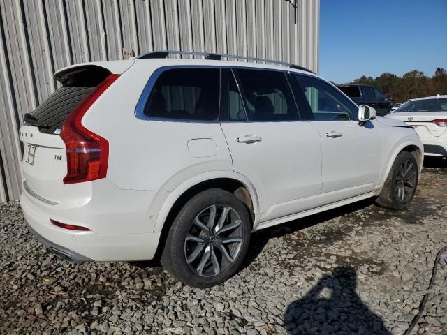 2019 Volvo XC90 T6 Momentum