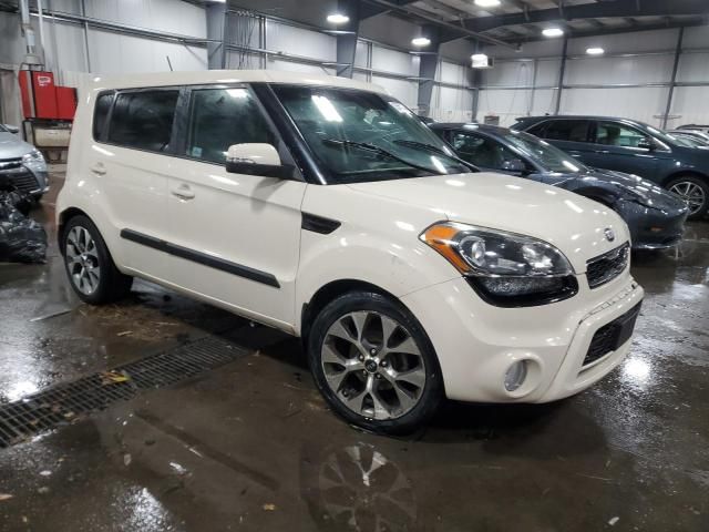 2013 KIA Soul +