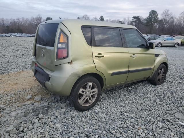 2011 KIA Soul +