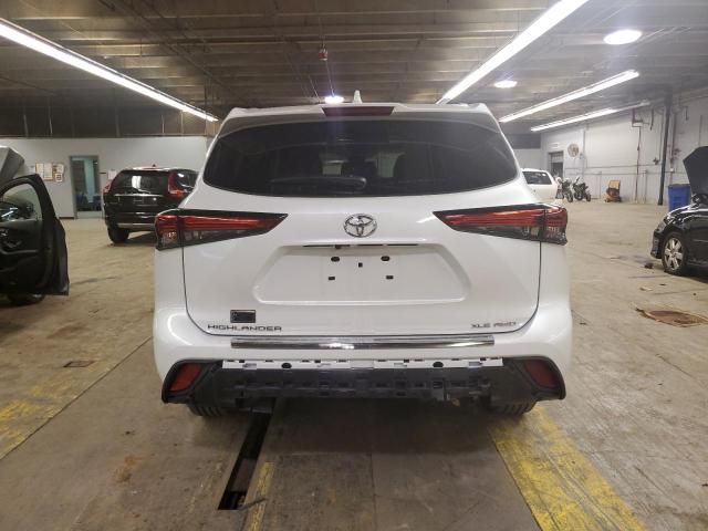 2022 Toyota Highlander XLE