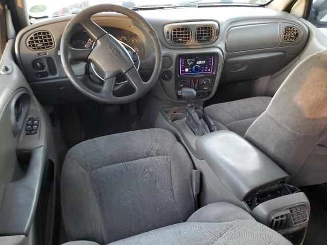 2004 Chevrolet Trailblazer LS