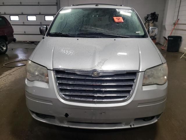 2010 Chrysler Town & Country Touring Plus