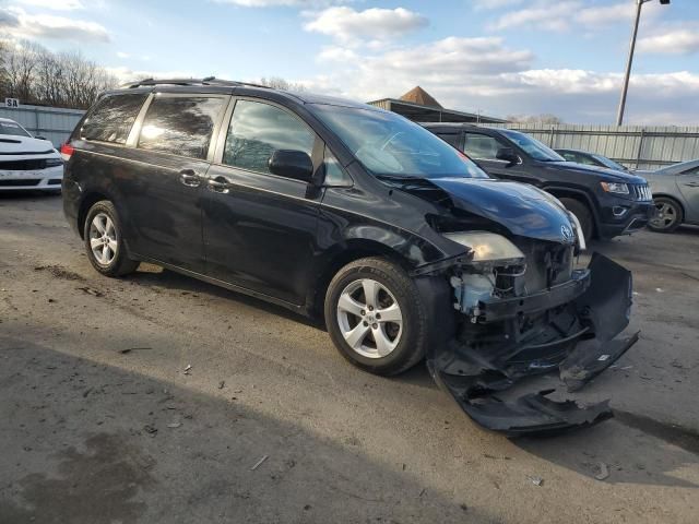 2012 Toyota Sienna LE