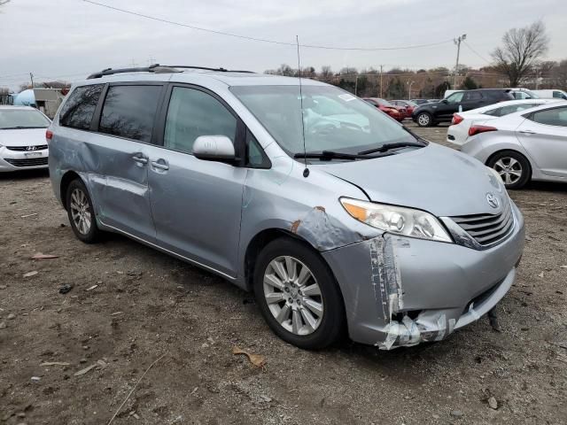 2014 Toyota Sienna XLE