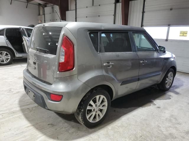 2013 KIA Soul +