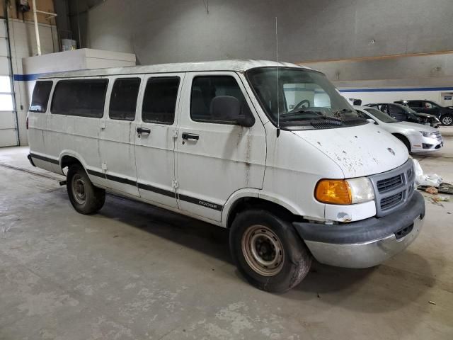 2000 Dodge RAM Wagon B3500