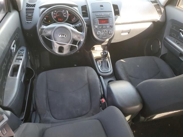 2013 KIA Soul +