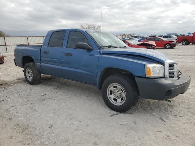 2005 Dodge Dakota Quattro