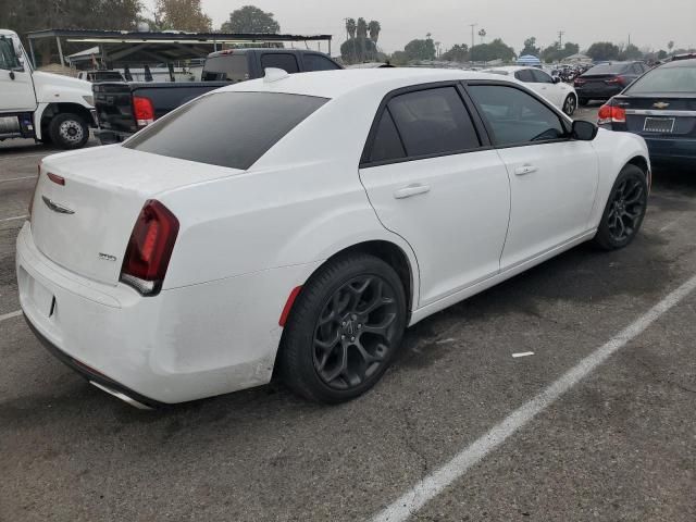 2019 Chrysler 300 Touring