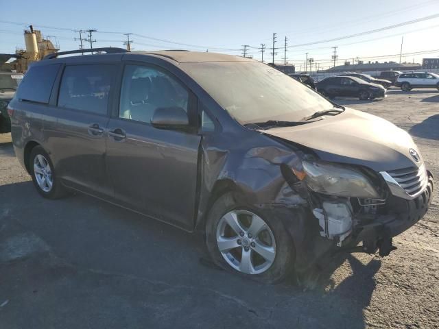 2015 Toyota Sienna LE