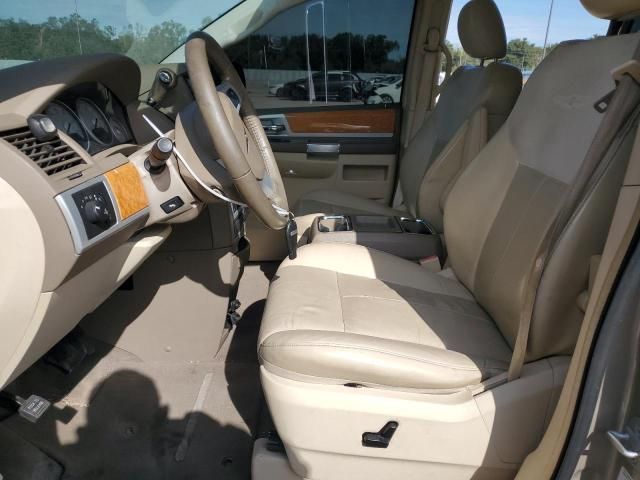 2008 Chrysler Town & Country Limited