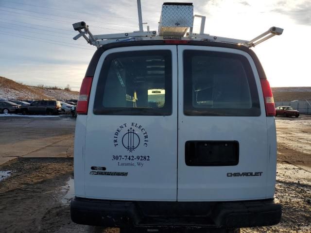 2004 Chevrolet Express G2500