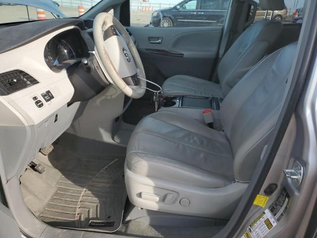 2011 Toyota Sienna XLE