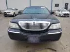 2003 Lincoln Town Car Signature