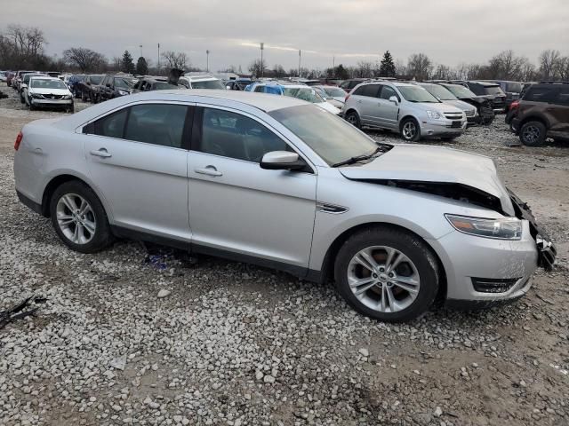 2018 Ford Taurus SEL