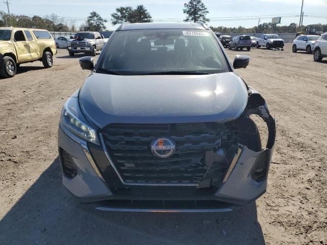 2024 Nissan Kicks SR