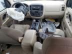 2005 Ford Escape XLS