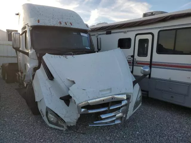 2022 Freightliner Cascadia 126