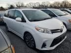 2019 Toyota Sienna LE