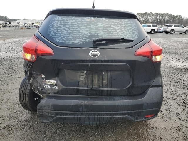 2018 Nissan Kicks S