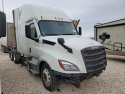 Vehiculos salvage en venta de Copart Chicago: 2020 Freightliner Cascadia 126