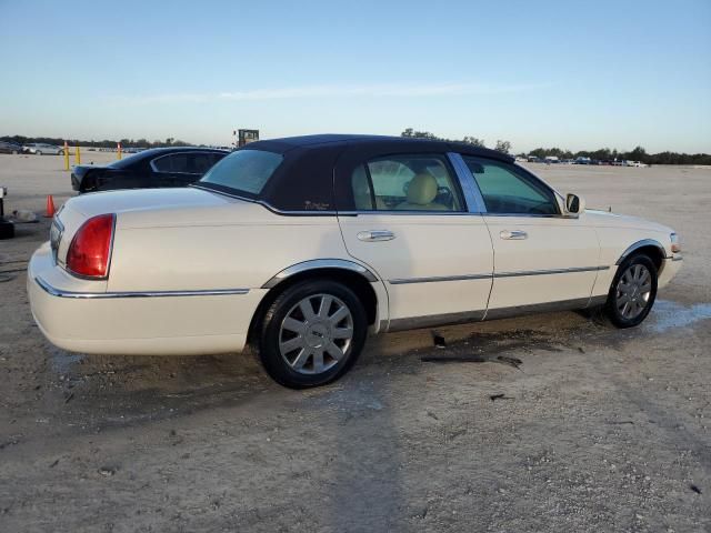 2007 Lincoln Town Car Designer