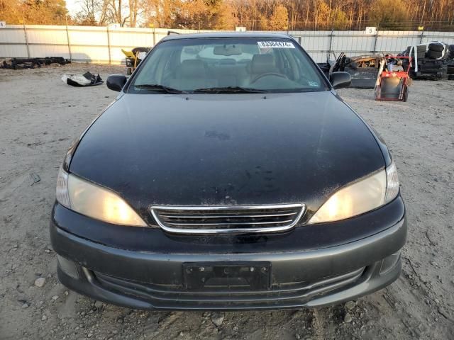 2000 Lexus ES 300