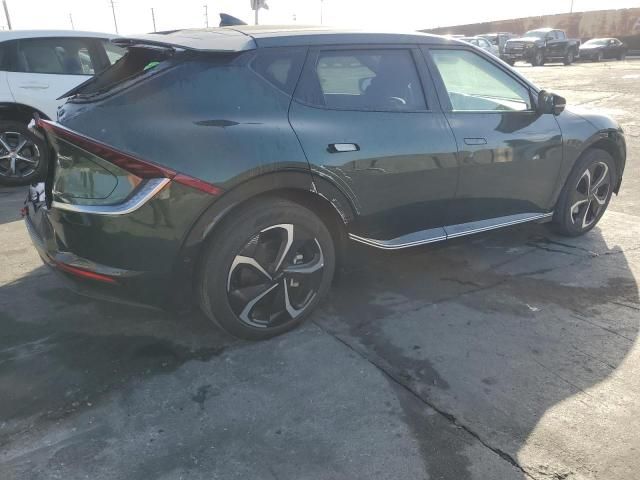 2023 KIA EV6 Light