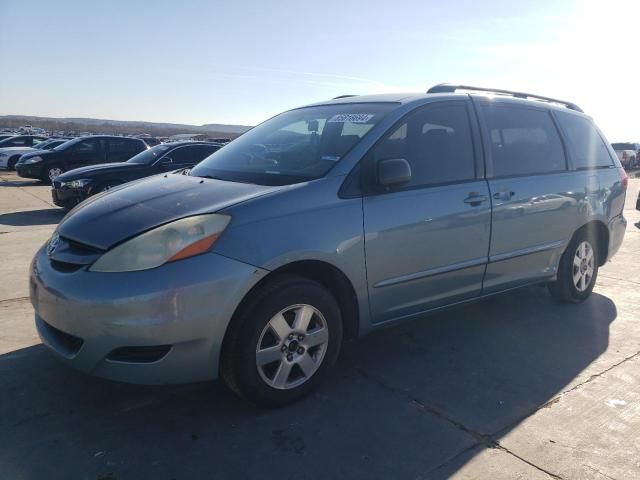 2006 Toyota Sienna CE