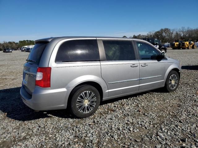 2014 Chrysler Town & Country S