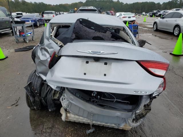 2017 Chrysler 200 Limited