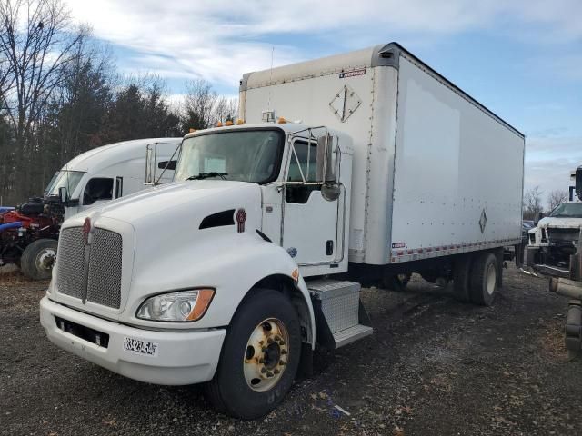 2017 Kenworth Construction T270