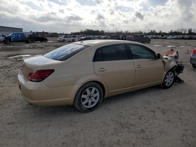 2010 Toyota Avalon XL