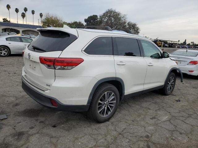 2019 Toyota Highlander SE