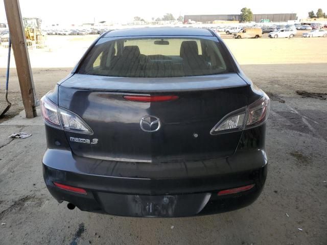 2013 Mazda 3 I